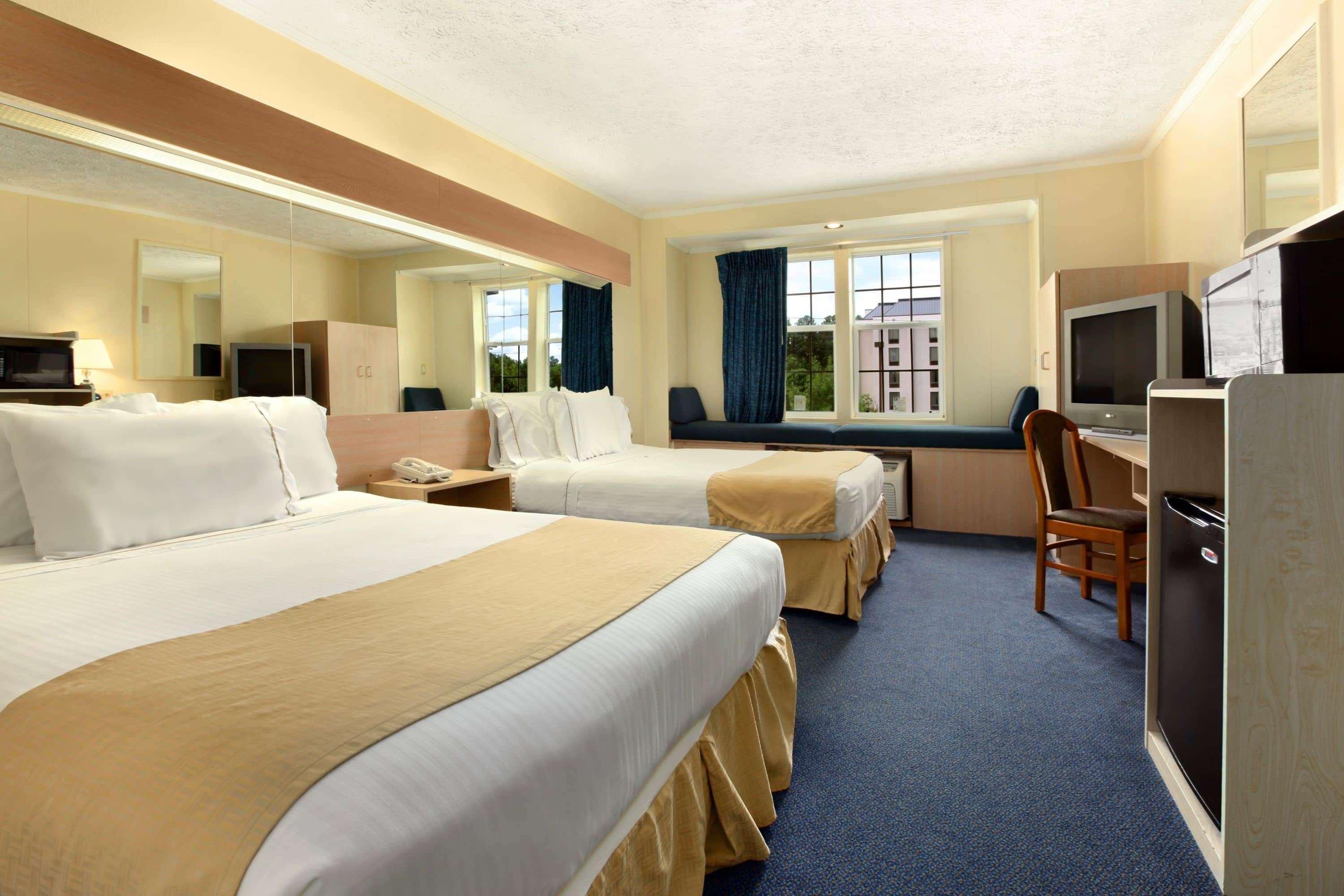 Microtel Inn & Suites By Wyndham Columbia Fort Jackson N Eksteriør billede